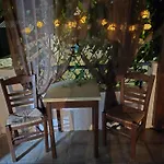 Σπίτι διακοπών Lily's House Near The Λάμπη