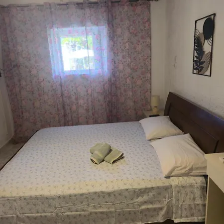 Lily's House Near The بيت للعطل