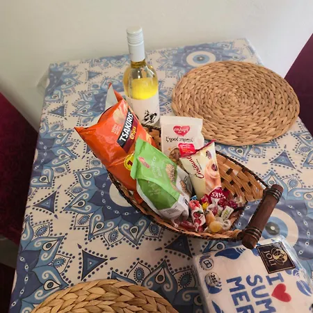 بيت للعطل Lily's House Near The