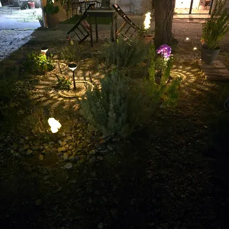 Lily's House Near The Σπίτι διακοπών *