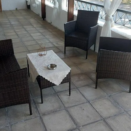 Lily's House Near The Nyaraló *