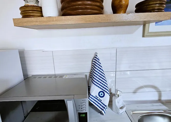 Case de vacanță Lily's House Near The